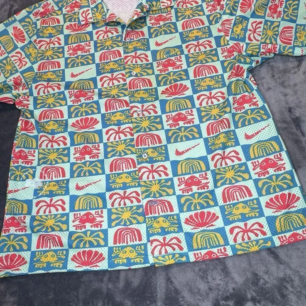 Nike Sz XL Mesh Hawaiian Resort Camp Shirt Dri-Fit Button Down Men Colorful 0962